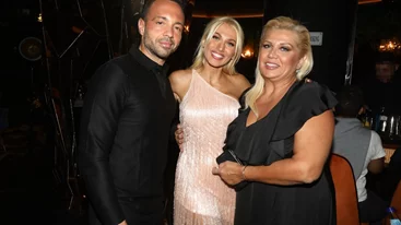 Κωνσταντίνα Σπυροπούλου | Η τρυφερή έκπληξη στη μητέρα της