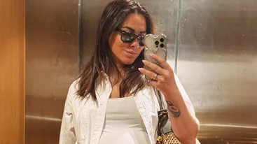 Η Ευρυδίκη Βαλαβάνη σε αδημοσίευτο στιγμιότυπο από τον γάμο της με τον Γρηγόρη Μόργκαν