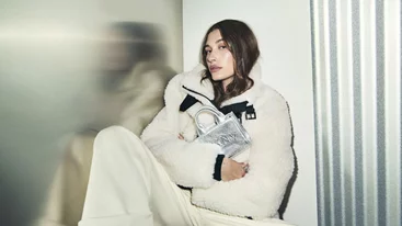 To New York chic που προτείνει η DKNY για τις γιορτές