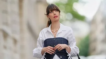 Γιατί αξίζει να επενδύσεις σε έναν ορό ματιών και πέντε προτάσεις που εγκρίνει η beauty editor