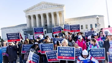ΗΠΑ | Το Ανώτατο Δικαστήριο εξετάζει το δικαίωμα διεμφυλικών γυναικών να συμμετέχουν σε αθλητικές διοργανώσεις