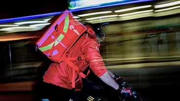 Τσικνοπέμπτη 2026 | 24ωρη απεργία για τους διανομείς της efood - Πώς επηρεάζεται το delivery;