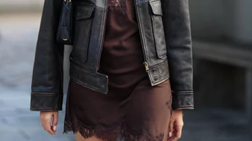 Espresso French | Η επιστροφή των γήινων τόνων στο πιο διαχρονικό μανικιούρ