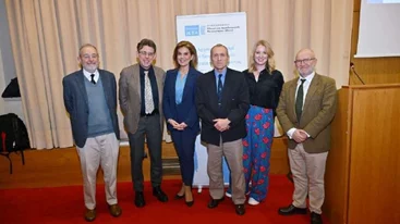 "Τα Αρχαία Ελληνικά στην Εκπαίδευση και την Ηγεσία του Μέλλοντος" | Η ημερίδα με αφορμή την "Παγκόσμια Ημέρα Ελληνικής Γλώσσας"