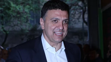 Βασίλης Κικίλιας | "Ογδόντα πέντε χρόνια μετά το "Όχι", θλίβομαι γι' αυτά που συμβαίνουν με το μνημείο του Άγνώστου Στρατιώτη"