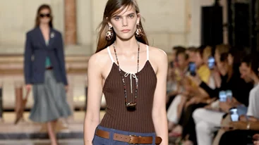 Το hair trick που κάνει αμέσως τα μαλλιά σου να δείχνουν πιο …"ακριβά"