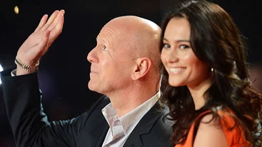 "Ο Bruce λάτρεψε τα Χριστούγεννα" | Η οικογένεια του Willis συγκινεί και αποκαλύπτει τα φετινά πλάνα της για τις γιορτές