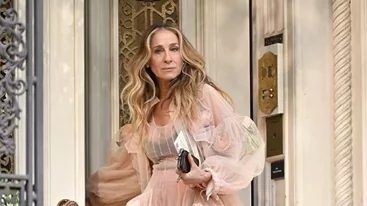 And Just Like That | Πώς μπορεί η Carrie Bradshaw να ζει μια τόσο πολυτελή ζωή;