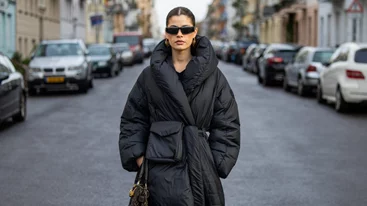 Το ζεστό μπουφάν από την Oysho που είναι η μοναδική επένδυση που αξίζει να κάνεις στις εκπτώσεις