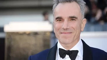 Daniel - Day Lewis | Σπάνια red carpet εμφάνιση με τον 27χρονο γιο του, λίγο πριν βρεθούν στην Αθήνα
