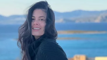 Μαρία Κορινθίου | "Σήμερα πήρα την πιο υπέροχη αγκαλιά"