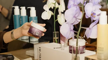 Μια νέα σειρά περιποίησης παρουσιάστηκε σε ένα K-beauty press event που κέντρισε το ενδιαφέρον μας