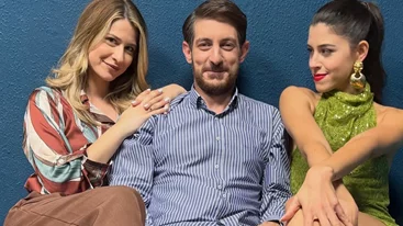 Demy | Μάς βάζει στα παρασκήνια της σειράς "Μια Νύχτα Μόνο"