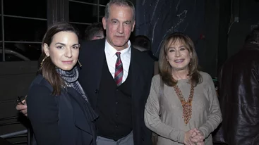 Όλγα Κεφαλογιάννη | Σπάνια βραδινή έξοδος σε θεατρική βραδιά