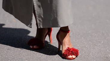 Τα πέδιλα με φιόγκο που θα βρεις στη Zara και μπορείς να φορέσεις σε κάθε φθινοπωρινό κάλεσμα