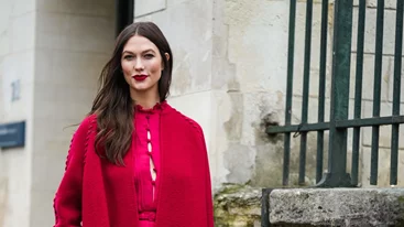 Αυτό το χτένισμα είναι η επιτομή του "quiet luxury" και είναι ιδανικό για τις γιορτές που έρχονται