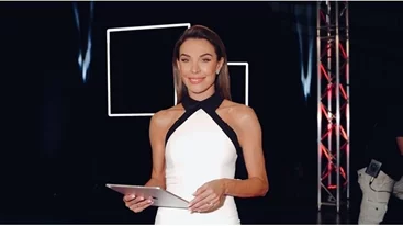 Η Τατιάνα Στεφανίδου στην πιο casual εκδοχή της - Οι αδημοσίευτες φωτογραφίες της από την περίοδο των 90s