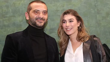 Ο Λεωνίδας Κουτσόπουλος φωτογραφίζει την πρώην σύντροφό του με τον γιο τους | Η τρυφερή αφιέρωση στη Χρύσα Μιχαλοπούλου