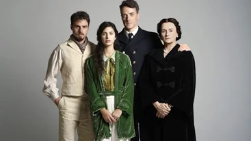 "Μεγάλη Χίμαιρα" | Πέντε πράγματα που ίσως δεν ήξερες για τη σειρά φαινόμενο της ΕΡΤ