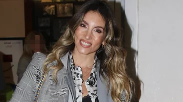 Η Αθηνά Οικονομάκου με ένα από τα πιο διαχρονικά μανικιούρ