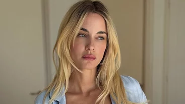 Η Δούκισσα Νομικού μόλις υιοθέτησε το κούρεμα που την έκανε να μοιάζει με Γαλλίδα