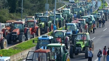 Συνεχίζουν τις κινητοποιήσεις τους οι αγρότες