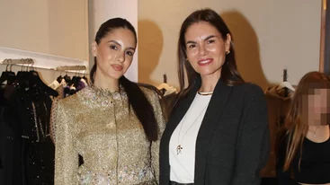 Η Μιράντα Πατέρα με ζεστή γούνα και τα παπούτσια που έχεις στη συλλογή σου