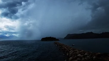 Ισχυρές βροχές και καταιγίδες έως την Πέμπτη - Πού θα εκδηλωθούν
