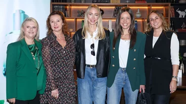 PAYOT | Ποιες διάσημες κυρίες συναντήσαμε στο launch event του ιστορικού beauty brand;