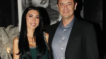 Couple goals για Αντώνη Σρόιτερ & Ιωάννα Μπούκη | Η βραδινή έξοδος σε γνωστό νυχτερινό κέντρο