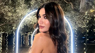 Ανατολή Κουινέλη | Η κόρη της Ήβης Αδάμου ανέβηκε με τη μαμά της στη σκηνή του madwalk