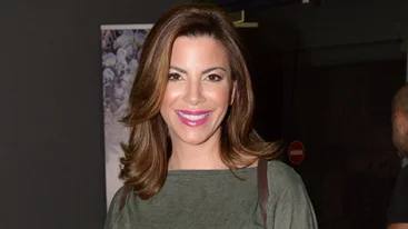 Αντελίνα Βαρθακούρη | "Με κοίταξα στον καθρέφτη και δεν με αναγνώριζα"