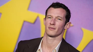 O Callum Turner είναι μάλλον ο νέος James Bond και αυτές είναι μερικές σκέψεις μας