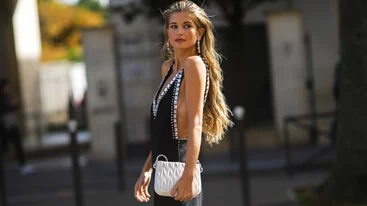 Neo-Goth Moment | Το sleek, glossy look που δεν ήξερες ότι χρειάζεσαι