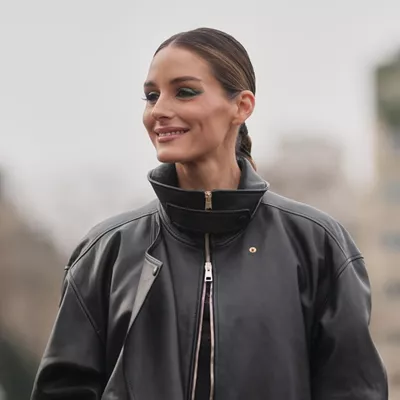 Πόδι της χήνας | 8 κρέμες ματιών που σβήνουν τις λεπτές γραμμές γύρω από τα μάτια