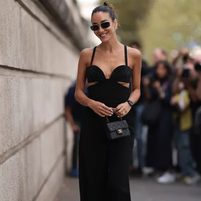 Πώς θα ντυθείς κομψά στις γιορτές, εάν δεν σου αρέσουν οι παγιέτες