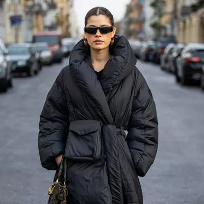 Το ζεστό μπουφάν από την Oysho που είναι η μοναδική επένδυση που αξίζει να κάνεις στις εκπτώσεις