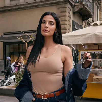 Χριστίνα Μπόμπα | Με το κούρεμα που την έκανε να μοιάζει με Γαλλίδα