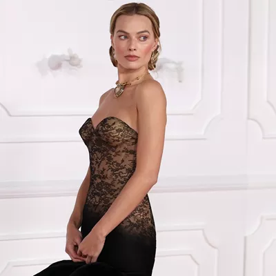 "Τι ωραία που ντύνεται η Margot Robbie" | 5 εμφανίσεις στις πρεμιέρες της νέας της ταινίας που αξίζει να δεις