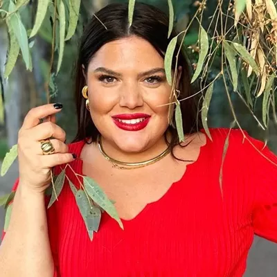 Δανάη Μπάρκα | Η θεραπεία που μεταμόρφωσε τα μαλλιά της