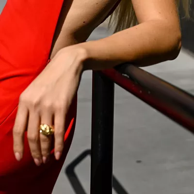 Luxury Manicure | Αυτό είναι το μόνο γαλλικό που αξίζει να κάνεις φέτος τις γιορτές