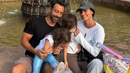 Χριστίνα Μπόμπα | Οι κόρες της έφεραν στο σπίτι τη "Λίμνη των Κύκνων"