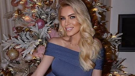 Έγκυος τα Χριστούγεννα; Η Κατερίνα Καινούργιου σου προτείνει τι μπορείς να φορέσεις τις γιορτές