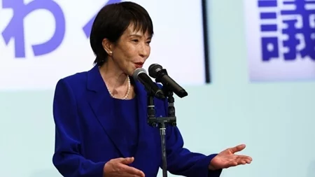 Η Σανάε Τακαΐτσι ψηφίσθηκε από την κάτω Bουλή ως η πρώτη γυναίκα πρωθυπουργός της Ιαπωνίας