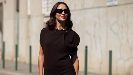 Revenge Dress | Το μαύρο φόρεμα από τη Stradivarius που θα φορέσεις σίγουρα τις γιορτές