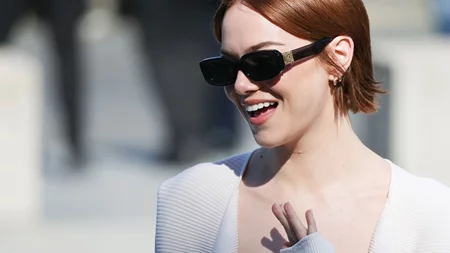 Η Emma Stone μίλησε στα ελληνικά στην πανελλήνια πρώτη προβολή της Βουγονίας στο Μέγαρο Μουσικής Αθηνών (βίντεο)