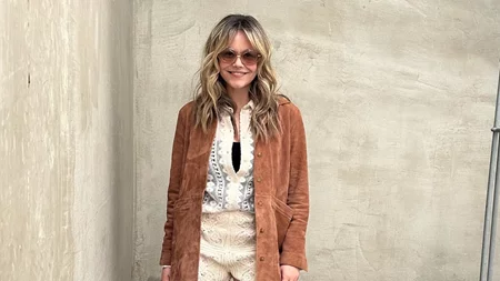 Closet Goals | Η Γεωργία Αβασκαντήρα επέλεξε το suede πανωφόρι από τη Zara που ταιριάζει με τα πάντα
