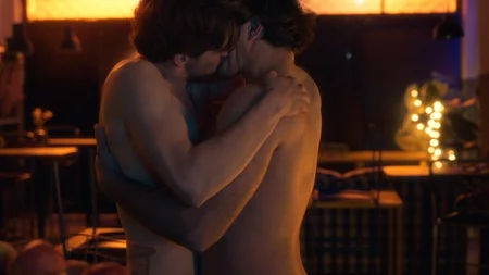 "Σέρρες" | Ο τηλεοπτικός "Άγγελος" αποκαλύπτει πώς βίωσε τη viral ερωτική σκηνή με τον "Οδυσσέα"