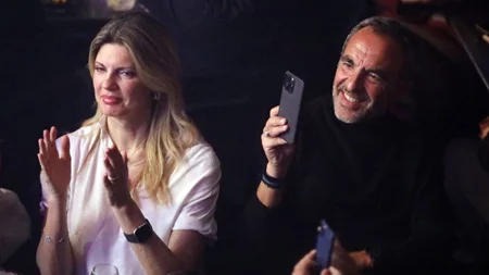 Νίκος Αλιάγας | Ποια είναι η Τίνα Γρηγορίου, η μητέρα των δυο παιδιών του, η οποία έχει ένα επάγγελμα εντελώς διαφορετικό από το δικό του;