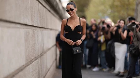 Πώς θα ντυθείς κομψά στις γιορτές, εάν δεν σου αρέσουν οι παγιέτες